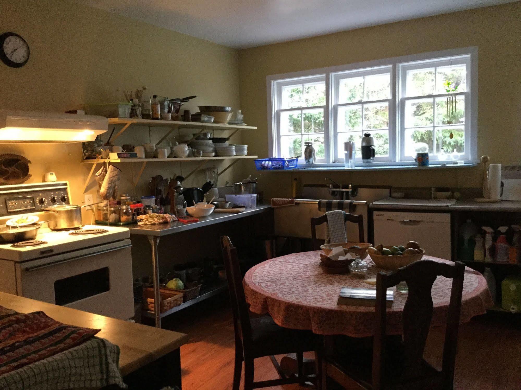 Meems Elliston B&B Eksteriør bilde